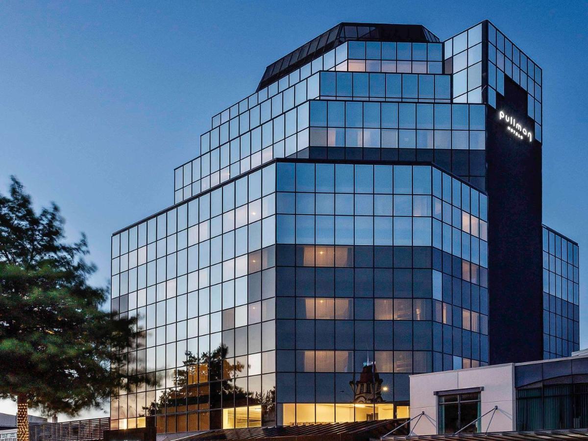 Pullman Rotorua Otel Dış mekan fotoğraf The building of the company in Madrid
