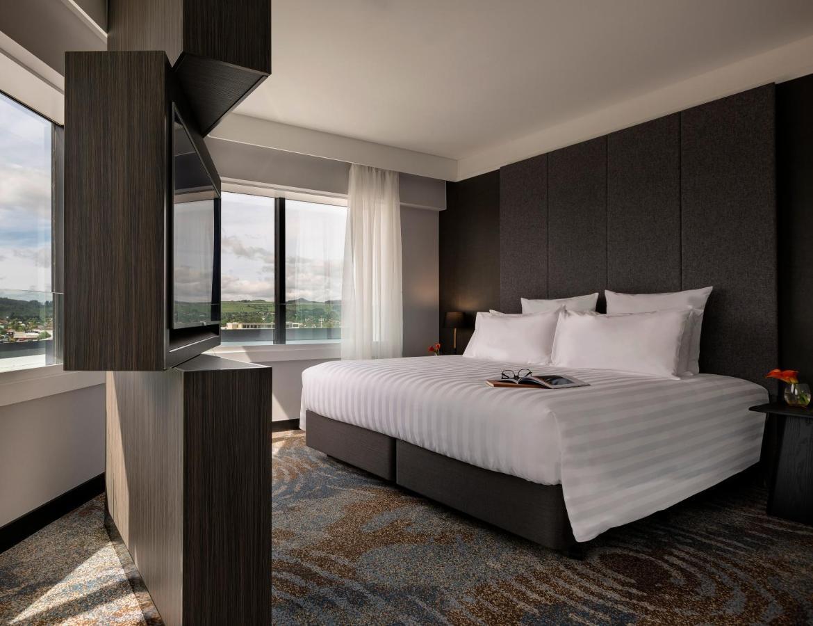 Pullman Rotorua Otel Dış mekan fotoğraf Deluxe Suite